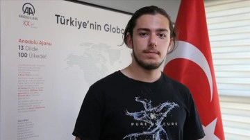 Annesinin 28 Şubat'ta atıldığı okulda sınava girdi, Türkiye birincisi oldu!
