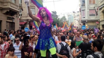 Aydın Valiliği, LGBTİ etkinliklerine 3 gün yasak getirdi