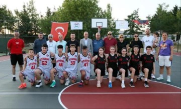 Depremde hayatını kaybeden milli basketbolcu Nilay Aydoğan'ın adı basketbol sahasına verildi