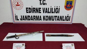 Edirne'de tarihi eser operasyonu: Üzerinden kılıç ve kını çıktı!