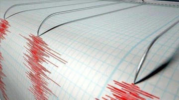 Erzincan'da 4 büyüklüğünde deprem