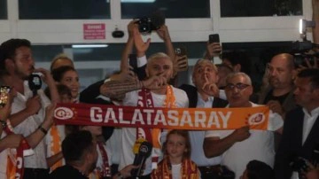 Galatasaray golcüsüne kavuştu! Mauro Icardi İstanbul'a geldi