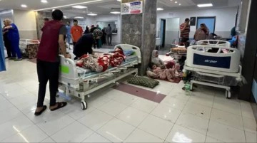 İsrail, Gazze'deki Şifa Hastanesi'nin ameliyathane bölümünü vurdu
