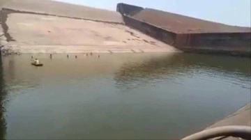 Selfie çekerken telefonu suya düşen memur barajı boşalttırdı