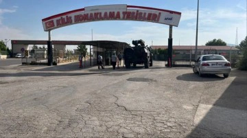 Terör örgütü YPG/PKK mensuplarınca atılan roketler Kilis'te sınır bölgesine düştü