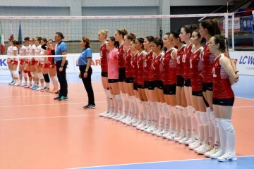 Türkiye Kadın Milli Takımı Polonya'yı 3-0 Mağlup Etti