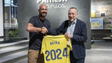 Villarreal, 40 yaşındaki kaleci Reina'nın sözleşmesini uzattı