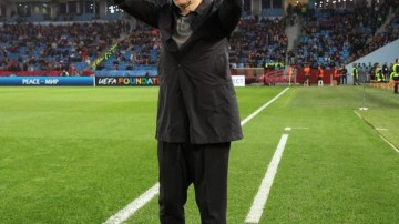 Yeni teknik direktör belli oluyor! Fenerbahçe o isimden sunum istedi